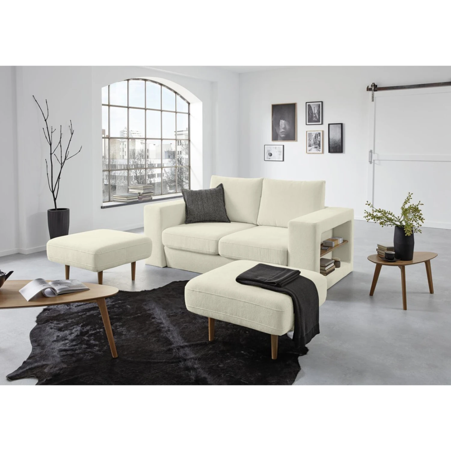 Sofa mit 2 Hockern - LOOKS by Wolfgang Joop - creme - Armlehne mit Regal - 172 cm 3 Sofa mit 2 Hockern - LOOKS by Wolfgang Joop - creme - Armlehne mit Regal - 172 cm – Bild 3