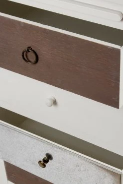 Kommode - weiß - geheimes Fach -Wohnzimmer Verkäufe 9003893800 03 1600Wx1600H